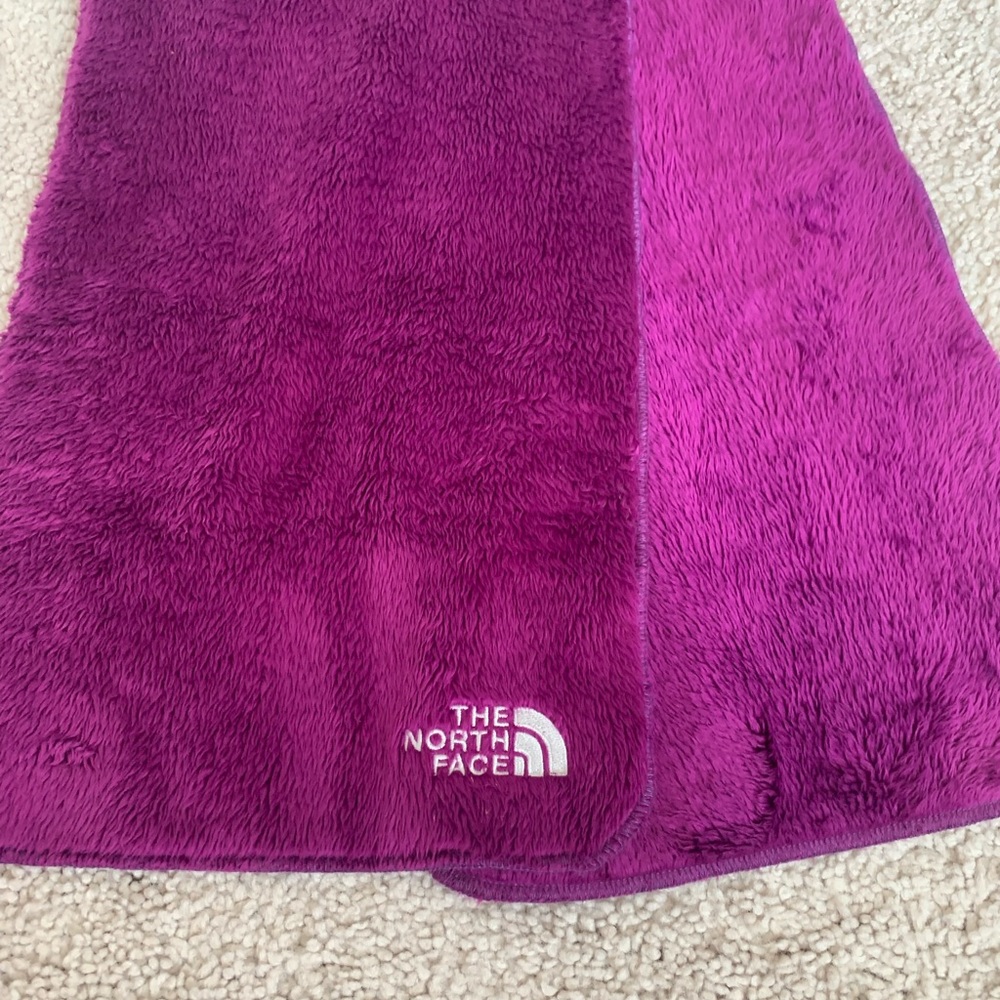 The North Face scarf.